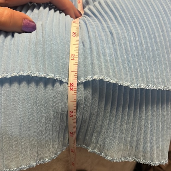 Baby blue double layer camisole with pearl detailing at the top, new - Picture 9 of 9